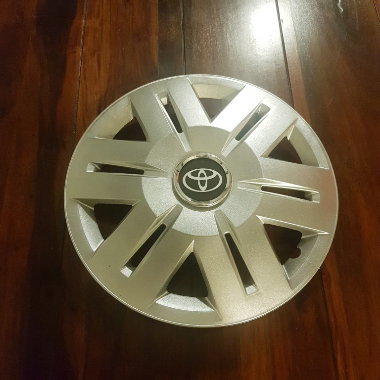 Capace roti Toyota r15 la set de 4 bucati cod 14