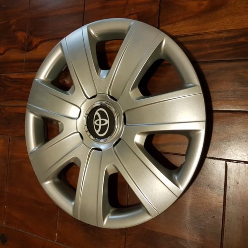 Capace roti Toyota r15 la set de 4 bucati cod 325