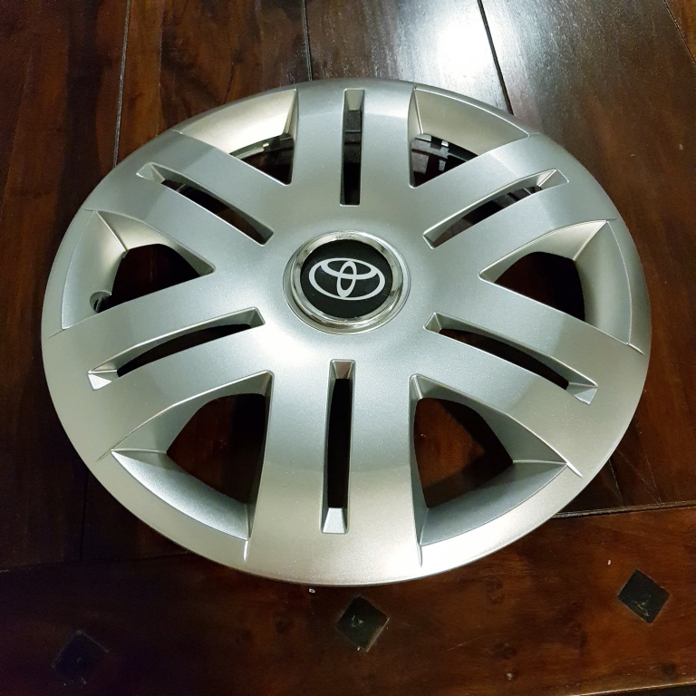 Capace roti Toyota r16 la set de 4 bucati cod 406