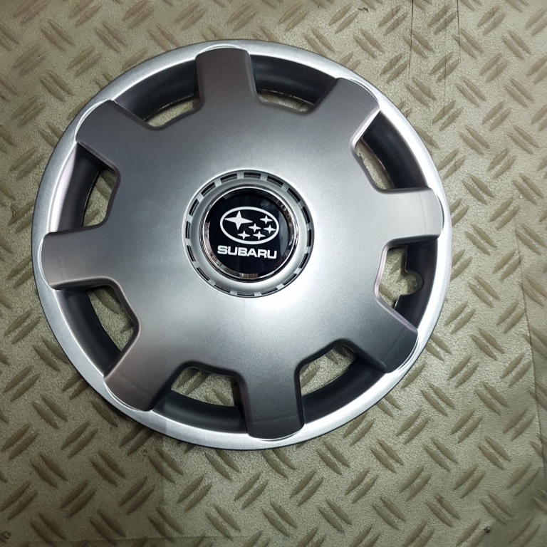 Capace Subaru r13 la set de 4 bucati cod 105