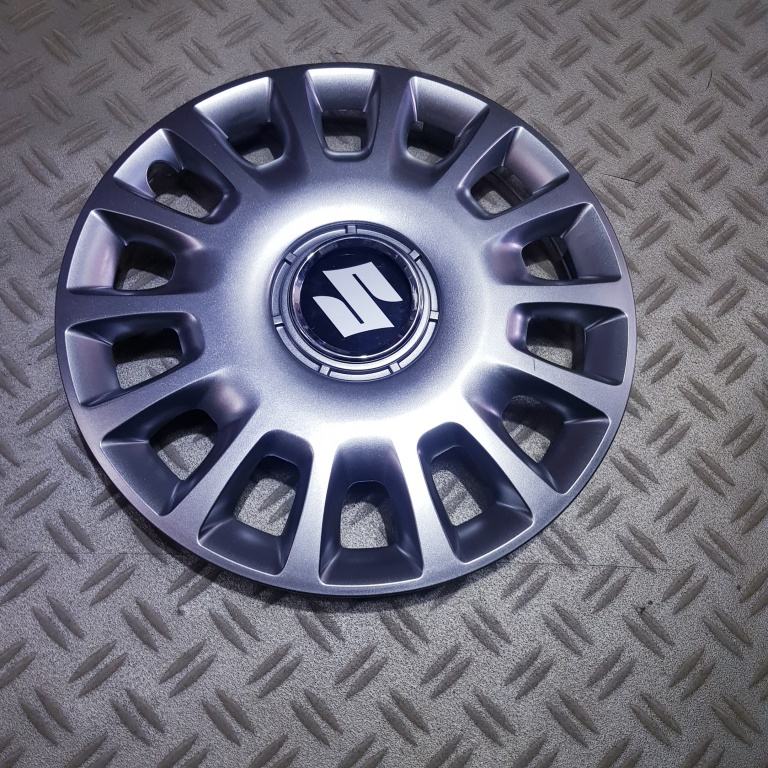 Capace Suzuki r13 la set de 4 bucati cod 109
