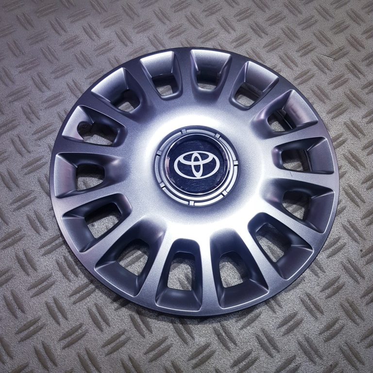 Capace Toyota r13 la set de 4 bucati cod 109