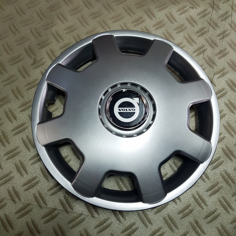 Capace Volvo r13 la set de 4 bucati cod 105