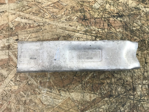 Capat lonjeron dreapta Audi A6 C6 , 3.0TDI Quattro, Automat combi 2007 (4F0807134)