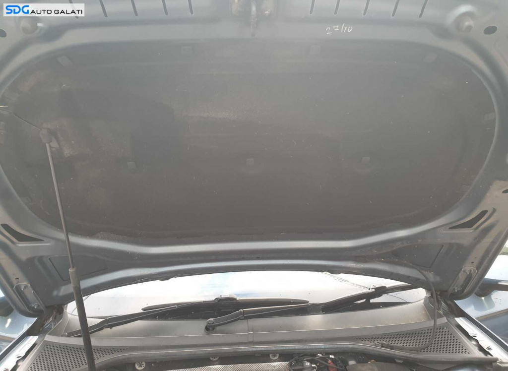 Capitonaj Antifonare Capota Volkswagen Passat B8 2015 - 2020 [C8820]