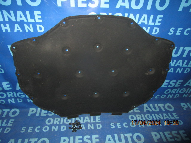 Capitonaj capota BMW F01 2015 (motor)