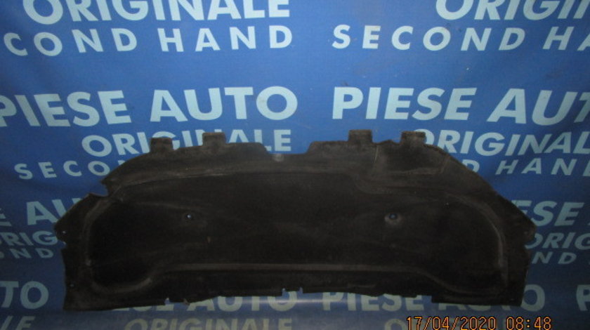 Capitonaj capota Peugeot 307 2002