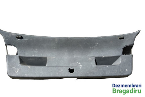 Capitonaj haion Cod: 1K6867601D Volkswagen VW Golf 5 [2003 - 2009] Hatchback 3-usi 1.4 MT (75 hp) Co...