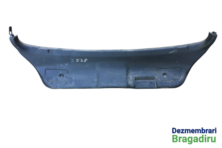 Capitonaj haion Cod: B01A68960 B01A68960 Mazda 323 BA [1994 - 1998] Hatchback 5-usi 1.5 MT (88 hp) F V (BA) 1.5L Z5 I4