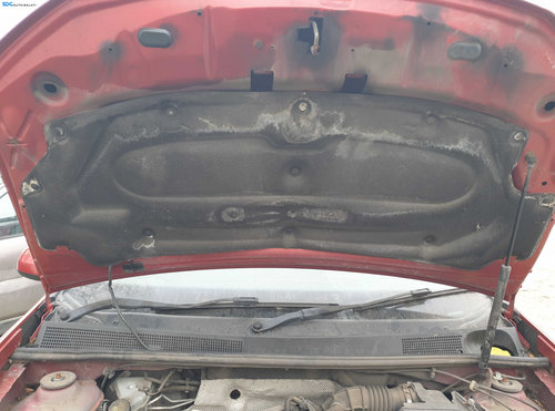 Capitonaj Material Antifonare de pe Capota Motor Dacia Sandero 2 2012 - 2016 [K4337]