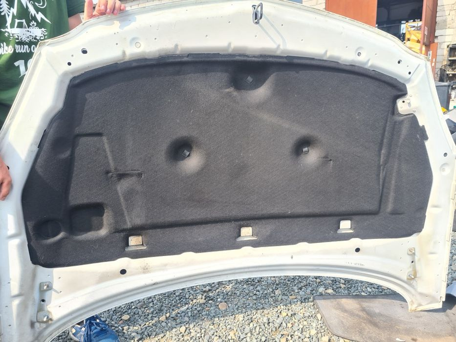Capitonaj pasla capota motor Opel Insignia 2008-2017