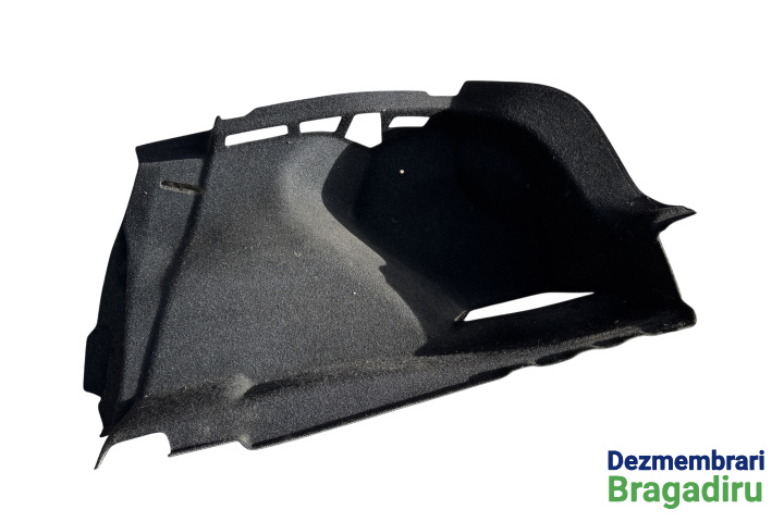 Capitonaj portbagaj dreapta Cod: 7249618 7249618 BMW Seria 1 F20/F21 [2011 - 2015] Hatchback 5-usi 120d MT (184 hp) Pachet M Cod motor: N47D20C
