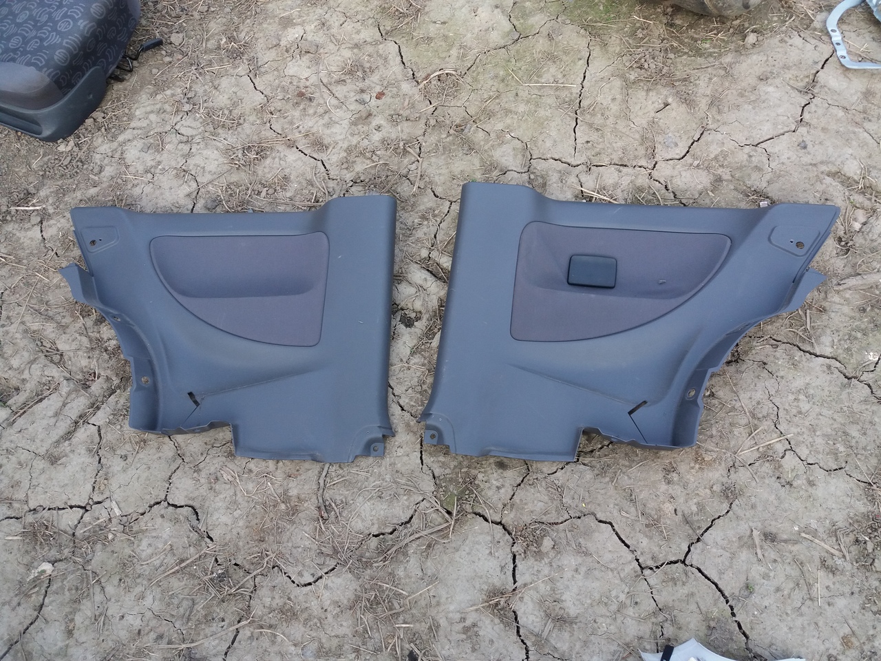 Capitonaje spate seat ibiza Seat Cordoba 2 usi din ani 1999 2002