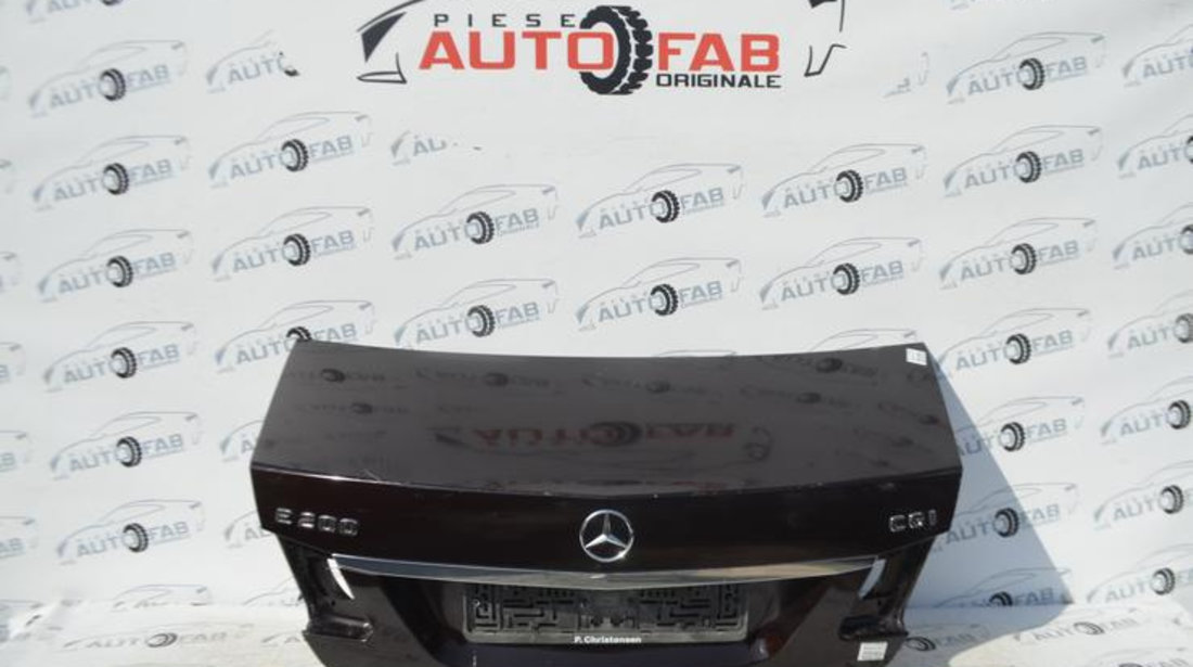 Capotă portbagaj Mercedes-Benz E - Class W212 Limuzină an 2009-2017 RBE8X0JS5M