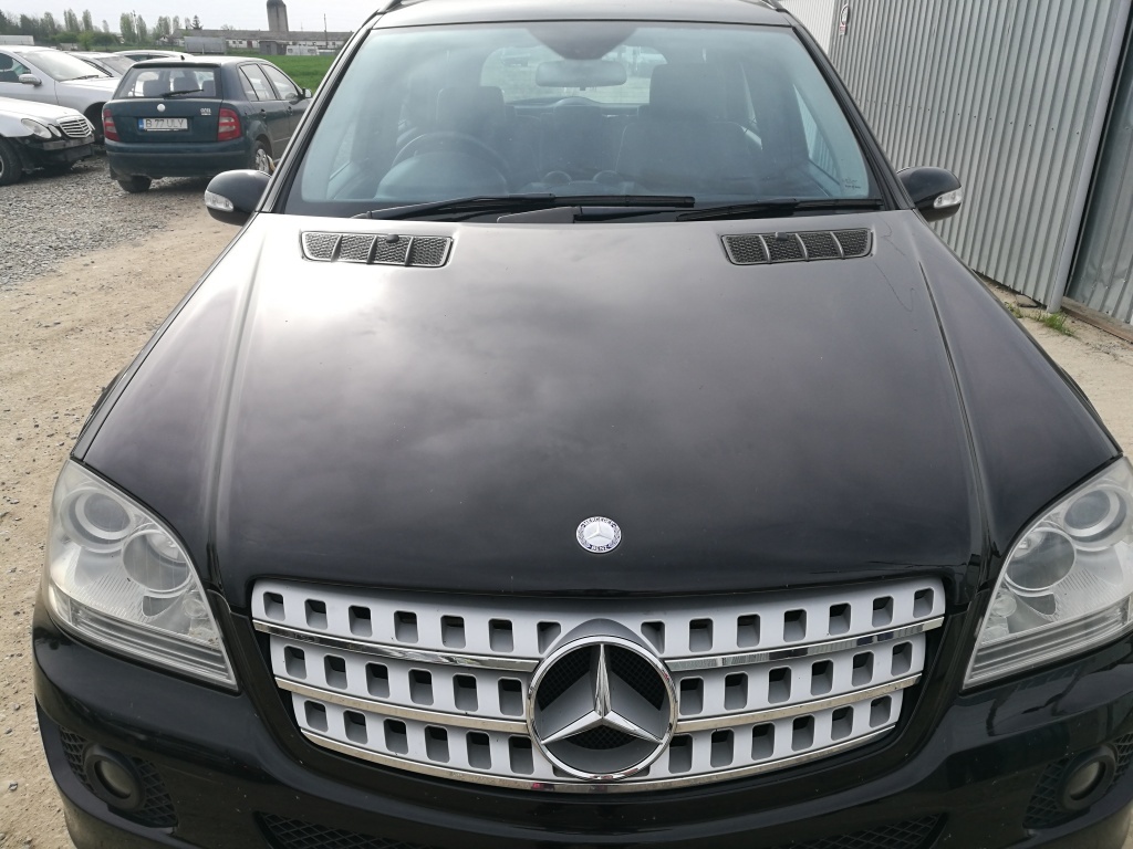 Capota mercedes ML w164 320 cdi.