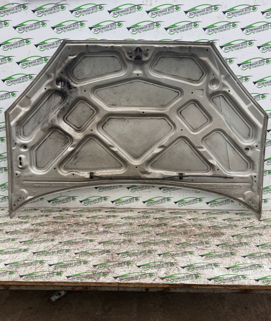Capota motor Ford Focus [facelift] [2001 - 2007] wagon 5-usi 1.6 MT (101 hp)