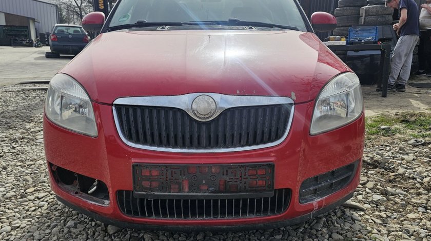 Capota motor Skoda Fabia 2 / Roomster 2007 2008 2009 2010