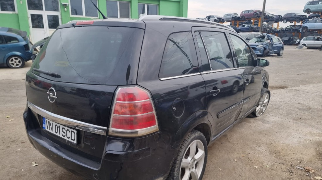 Capota Opel Zafira B 2007 7 locuri 1.9 cdti