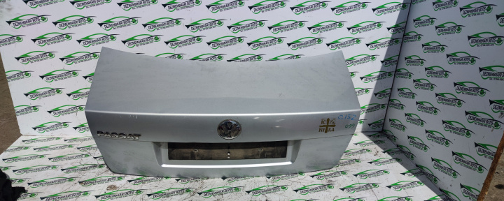 Capota portbagaj /660 Volkswagen VW Passat B5.5 [facelift] [2000 - 2005] Sedan 1.6 MT (102 hp)