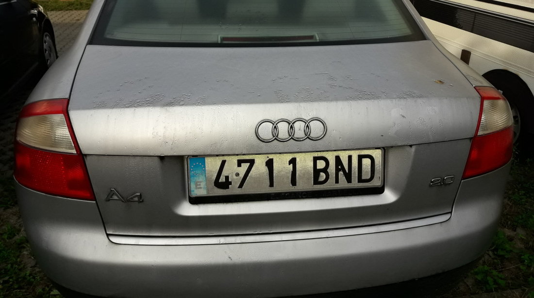 Capota portbagaj Audi A4 B6 berlina/limuzina, 2001,2.0 benzina,131CP,culoare LY7W, stare foarte buna