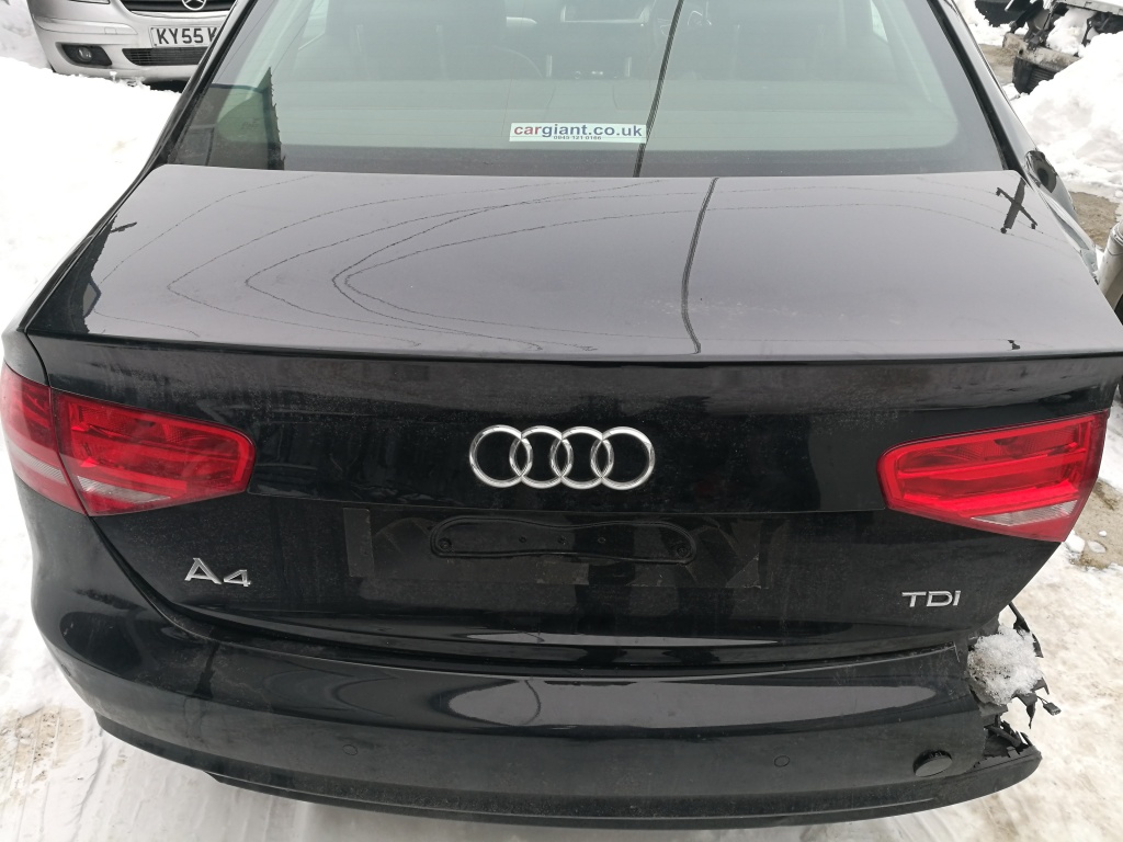 Capota portbagaj Audi A4 B8 limuzina