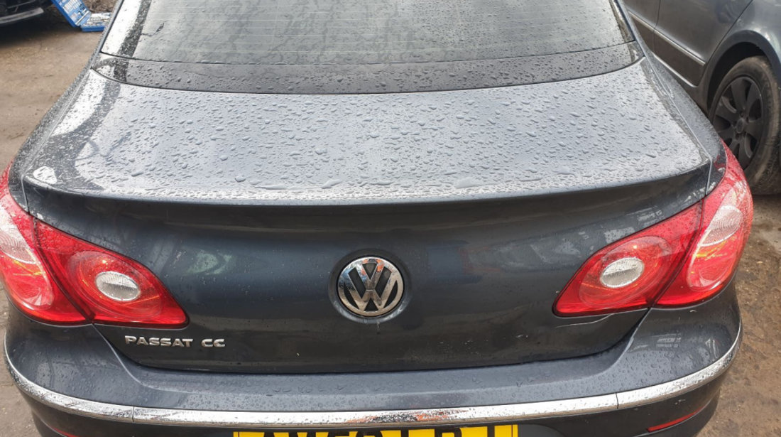 Capota Portbagaj cu Defect Volkswagen Passat CC 2008 - 2012 [0387]