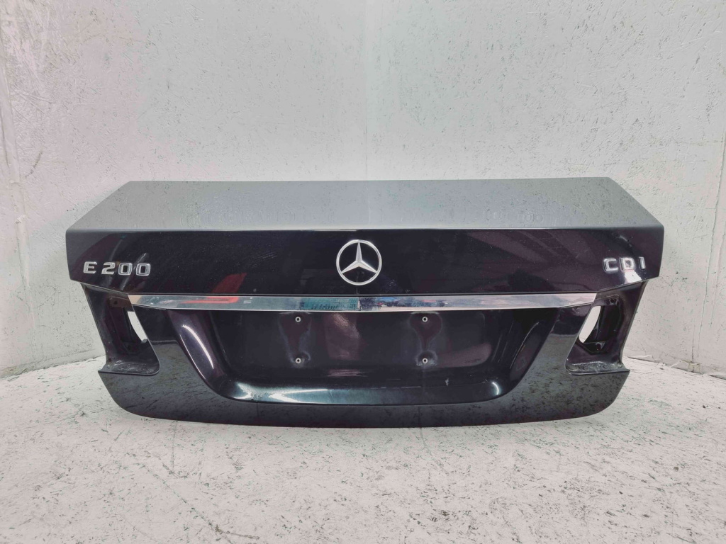Capota portbagaj Mercedes Clasa E (W212) [Fabr 2009-2016] 197 NEGRU OBSIDIAN