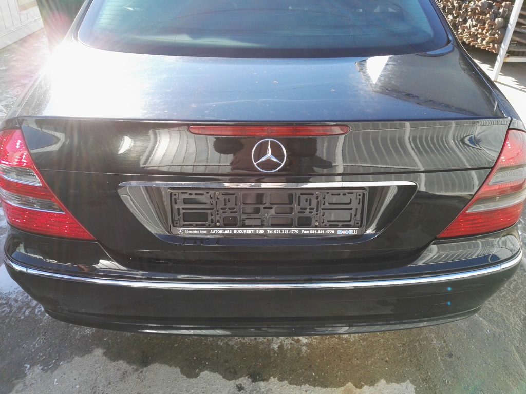 Capota Portbagaj Mercedes E class w211 2002-2006