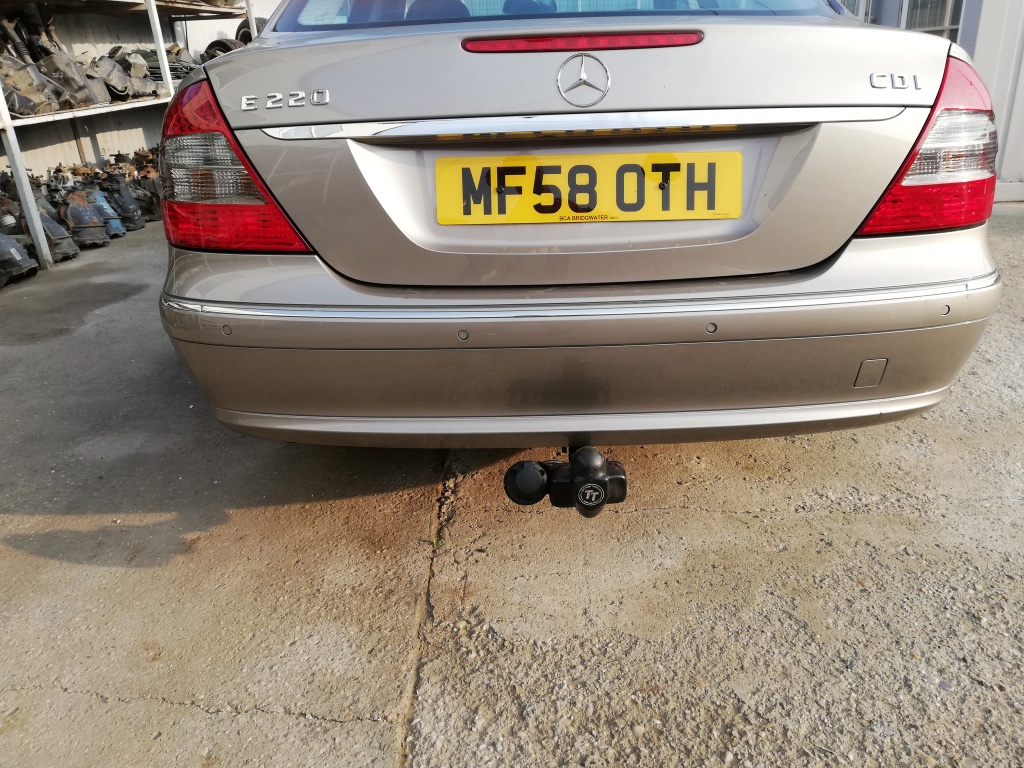 Capota portbagaj Mercedes E220 cdi w211 facelift