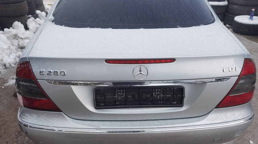 Capota portbagaj Mercedes E280 cdi w211 facelift