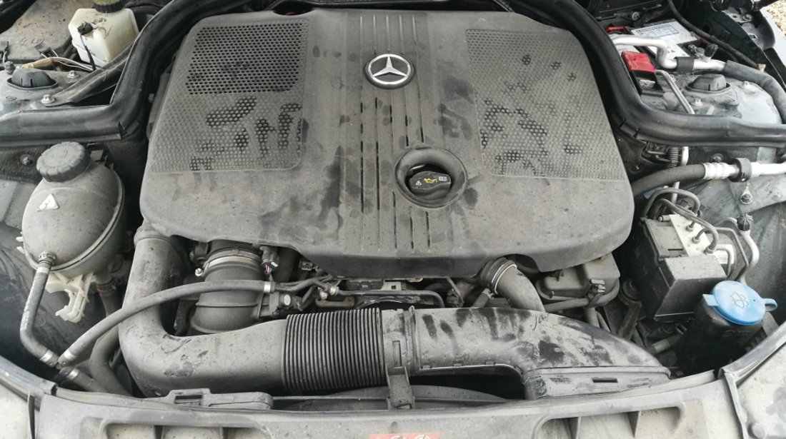 Capota portbagaj spate Mercedes C-CLASS W204 2008 BERLINA C220 CDI