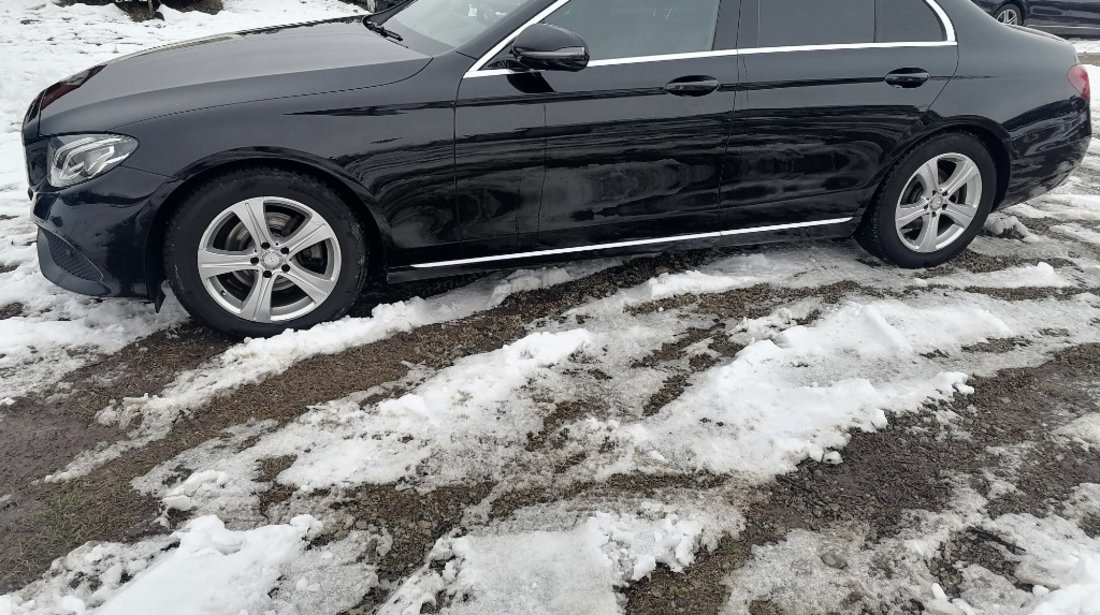 Capota portbagaj spate Mercedes E-Class W213 2016 berlina 2.0