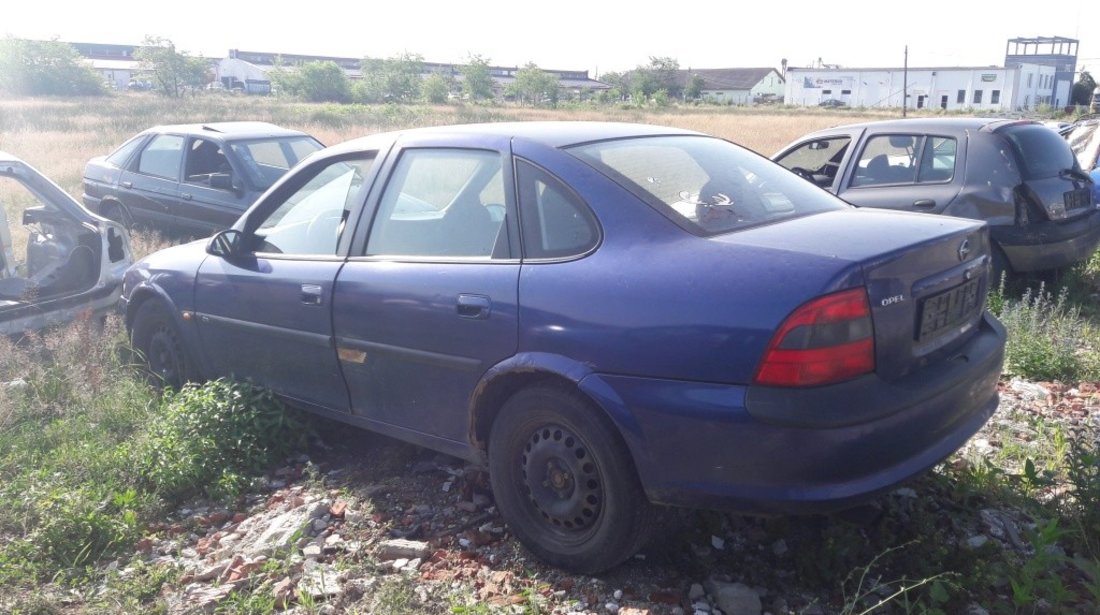 Capota portbagaj spate Opel Vectra B 2000 SEDAN 1.8 16V