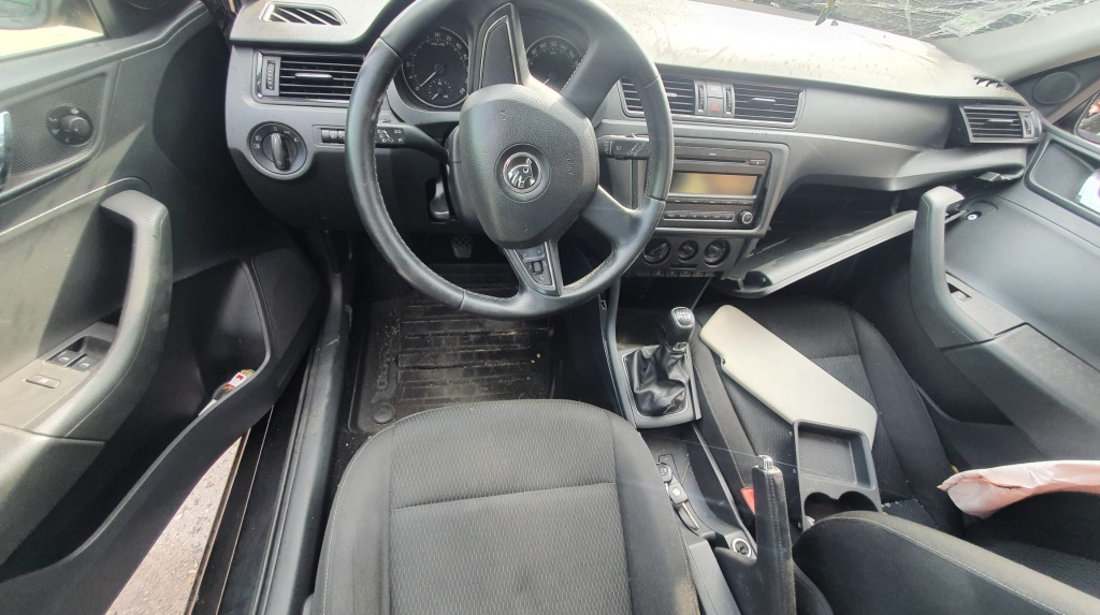 Capota Skoda Rapid 2013 berlina 1.6 tdi cayc