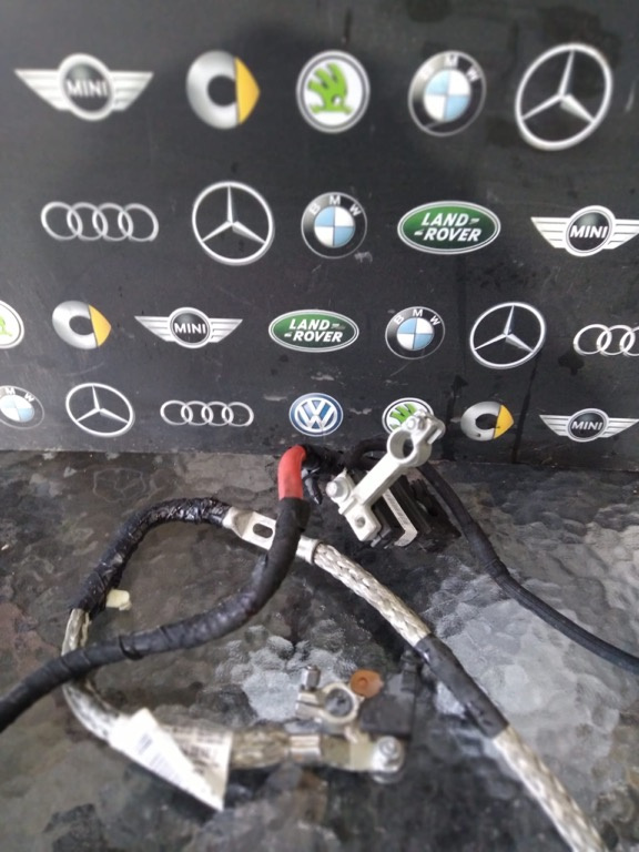 Capsa baterie,borne range rover sport an 2014-2020