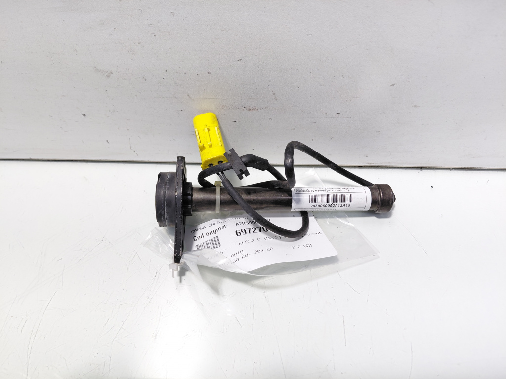 Capsa capota fata stanga, cod A2059060002, Mercedes Clasa C Coupe (C205) (idi:697270)