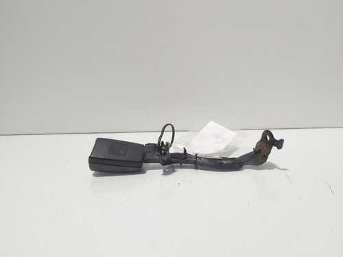 Capsa centrala dreapta fata cu fir, cod 1K4857756L, VW Golf 6 Plus (idi:674324)
