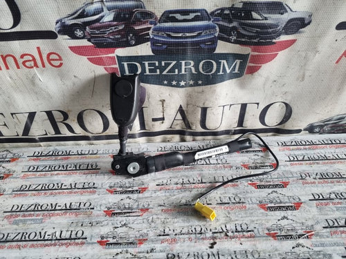 Capsa centura dreapta fata CHEVROLET Orlando cod piesa : 13297078