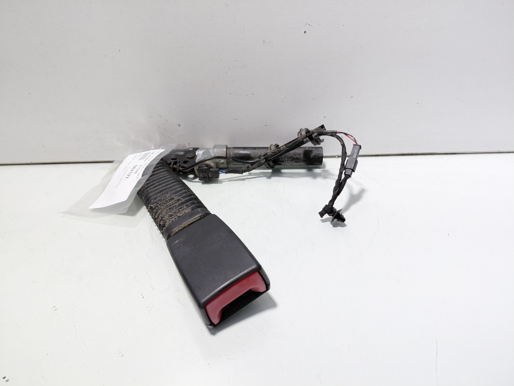 Capsa centura dreapta fata, cod 9115306, Bmw 5 (F10) (id:697177)