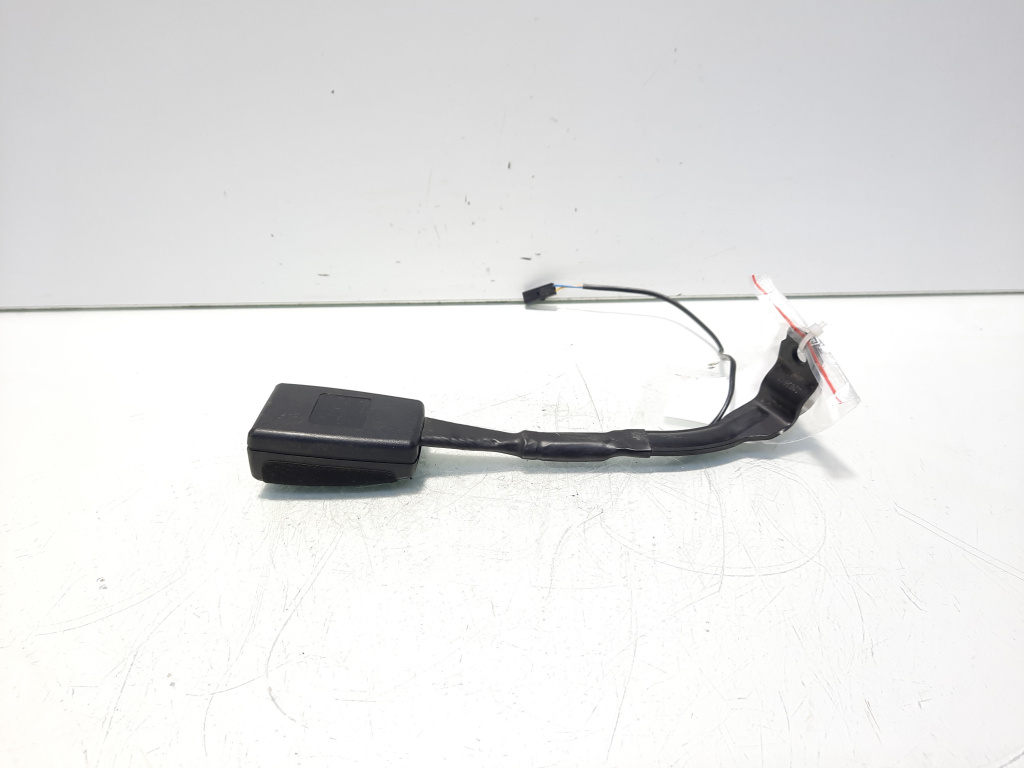 Capsa centura dreapta fata cu fir, cod 1K3857756AK, VW Passat Variant (3C5) (id:570082)