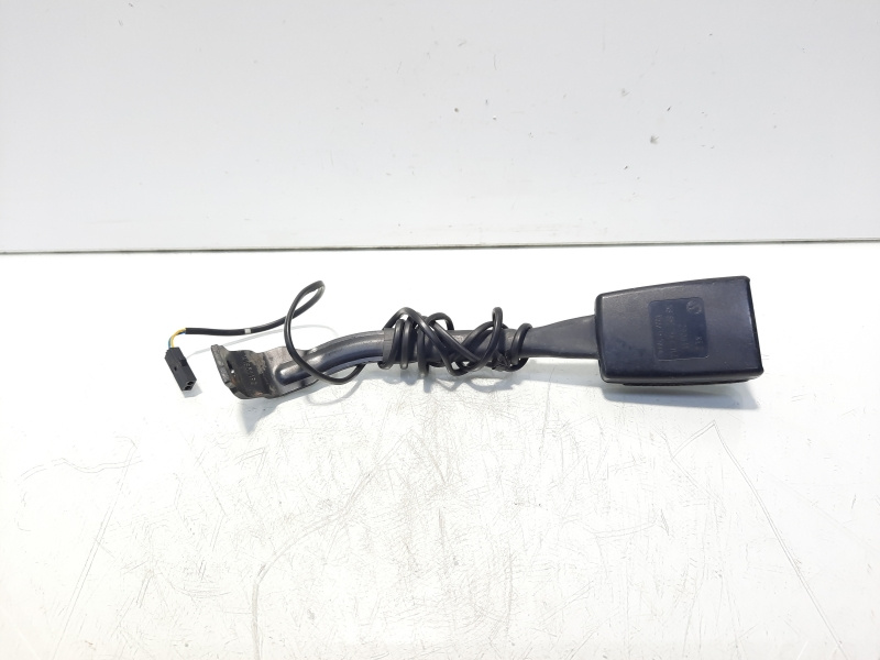 Capsa centura dreapta fata cu fir, cod 1K8857756C, Vw Passat (362) (id:620252)