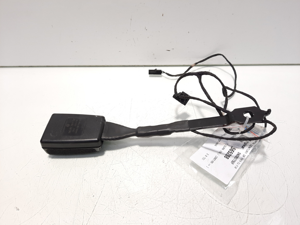Capsa centura dreapta fata cu fir, cod 5N0857756F, Vw Tiguan (5N) (id:565288)
