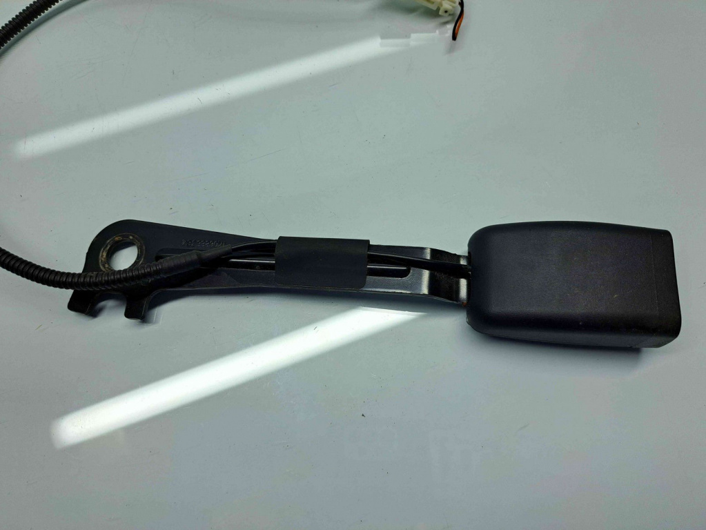 Capsa centura dreapta fata Hyundai ix35 (LM) [Fabr 2010-2017] 88840-2Y2019P