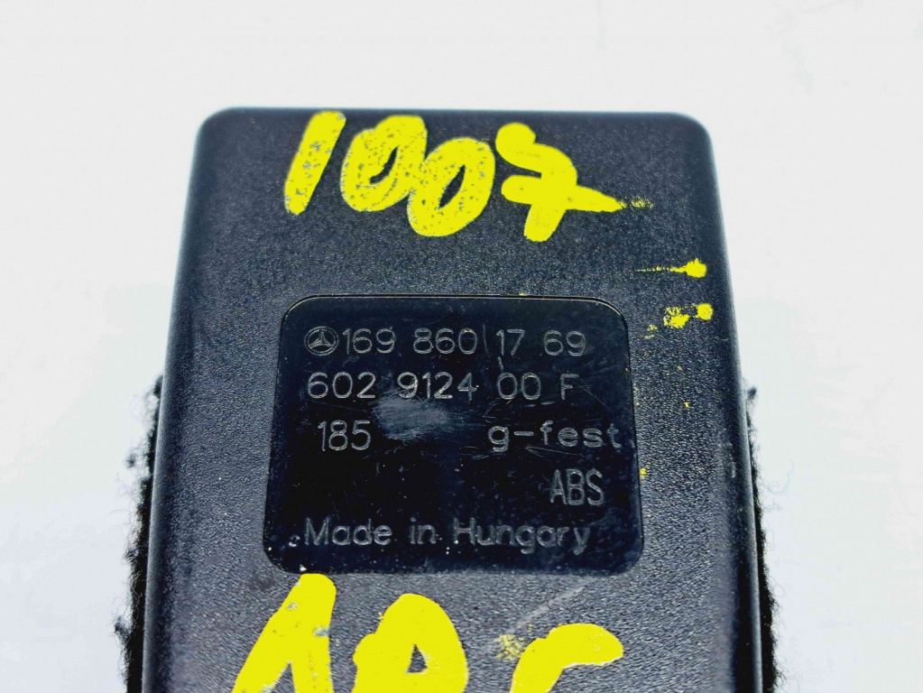 Capsa centura dreapta fata Mercedes Clasa A (W169) [Fabr 2004-2012] 1698601769