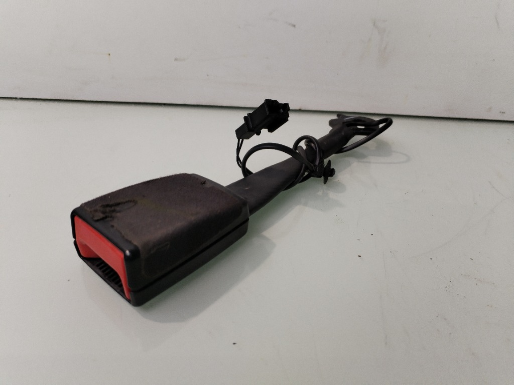 Capsa centura dreapta fata Volkswagen Caddy 4 2K6857756A