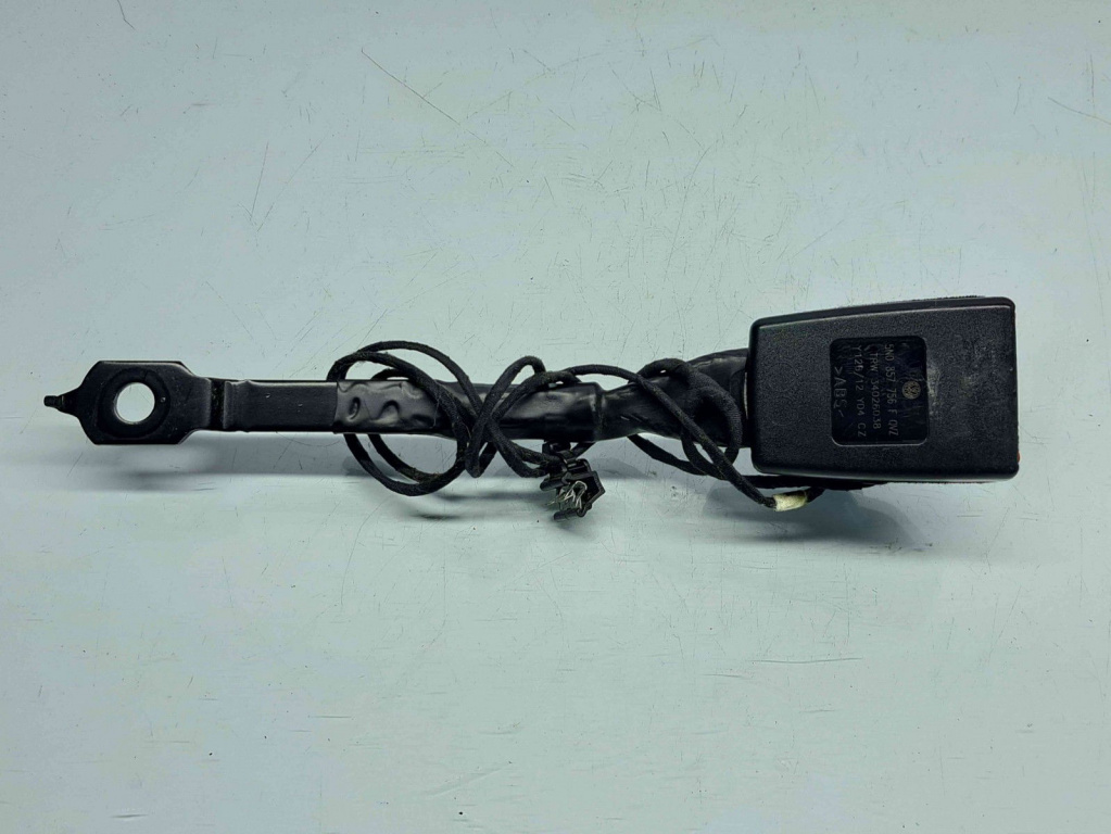 Capsa centura dreapta fata Volkswagen Tiguan (5N) [Fabr 2007-2016] 5N0857756F