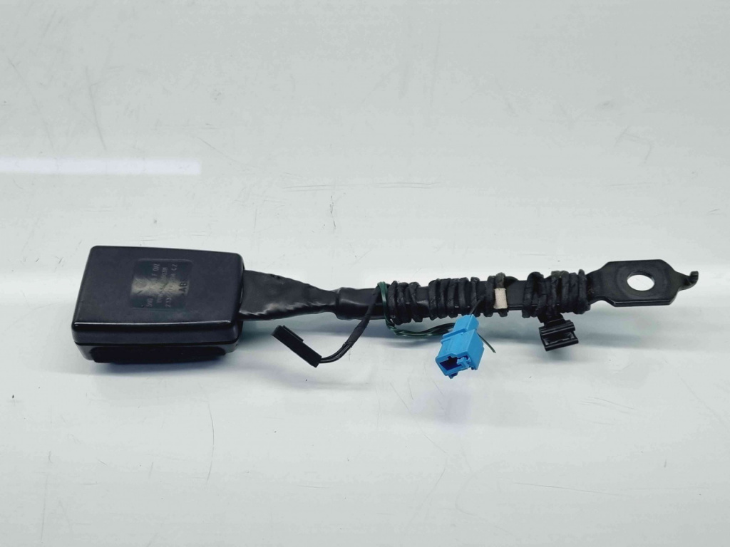 Capsa centura dreapta fata Volkswagen Tiguan (5N) [Fabr 2007-2016] 5N0857756F