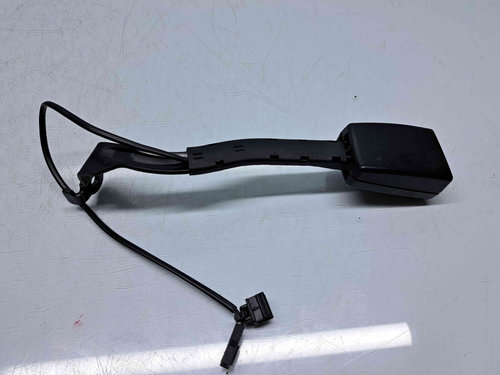 Capsa centura dreapta fata Volkswagen Touran (1T1, 1T2) [Fabr 2003-2010] Facelift 1T0857756C
