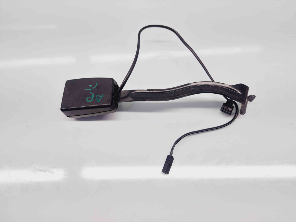 Capsa centura dreapta fata Volkswagen Touran (1T3) [Fabr 2010-2015] 1T0857756C