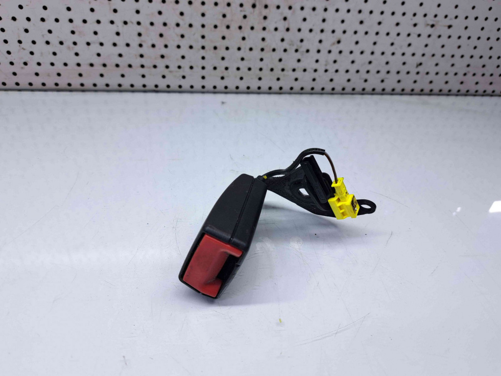 Capsa centura dreapta spate Mercedes Clasa C (W204) [Fabr 2007-2014] OEM